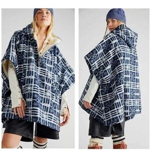 FREE PEOPLE “Miss You” Blue Plaid Hooded Cozy Warm Poncho Sz XS/S